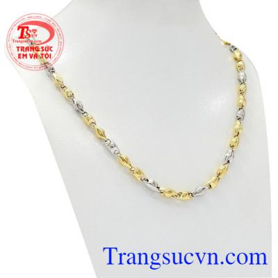 Dây chuyền vàng đẳng cấp quý ông mang lại vẻ đẳng cấp và làm nổi bật vẻ nam tính cho phái nam.