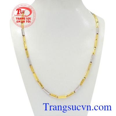 Dây chuyền vàng nam bắt mắt được chế tác tỉ mỉ, công nghệ hiện đại.
