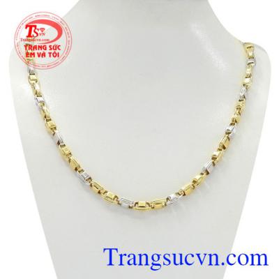 Dây chuyền vàng nam kiểu cách là sản phẩm được thiết kế từ vàng 10k kiểu cách.