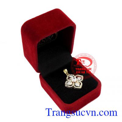 Mặt dây hoa vàng nữ đẹp