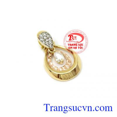 Sản phẩm thích hợp làm quà tặng cho người thân hoặc bạn bè,Mặt dây nữ thanh lịch 18k