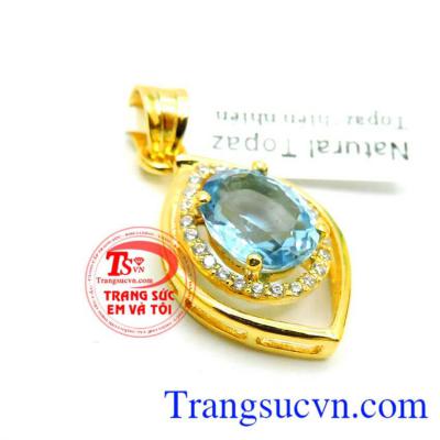 Mặt dây vàng topaz giao toàn quốc phù hợp cho mệnh Thủy và Mộc. Mặt dây vàng topaz chất lượng.