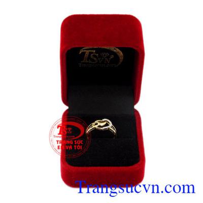 Nhẫn nữ vàng trái tim đẹp
