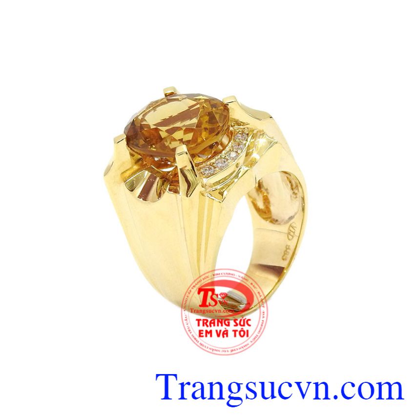 Nhẫn nam vàng Citrine đẹp được thiết kế với phong cách cá tính, mạnh mẽ, được nhiều người yêu thích và chọn lựa.