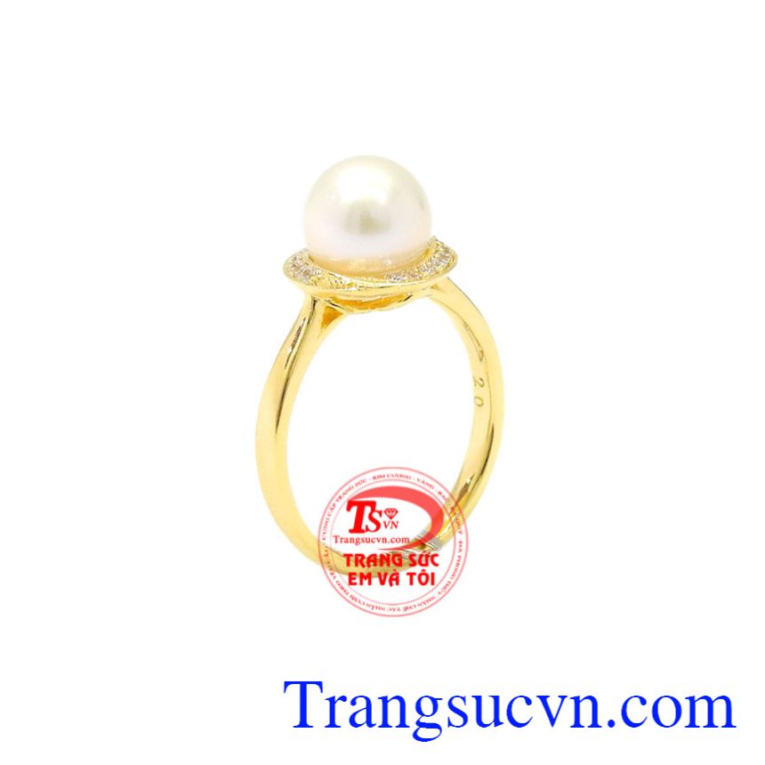 Nhẫn nữ vàng ngọc trai đẹp được chế tác từ ngọc trai chất lượng và vàng 14k.
