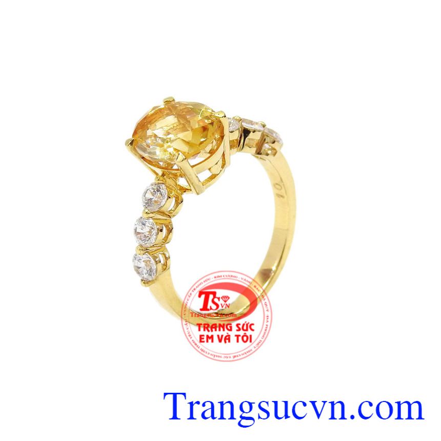 Nhẫn nữ vàng thạch anh vàng là sản phẩm được chế tác từ vàng 14k sắc xảo.