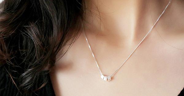 Cách chọn dây chuyền hợp với 12 kiểu cổ áo quen thuộc của ph