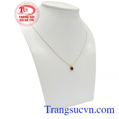 Bộ dây saphir hoàng gia có giấy kiểm định chất lượng là món quà ý nghĩa dành tặng người thân