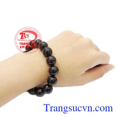 Sản phẩm là biểu tượng cho tình yêu, hạnh phúc viên mãn. Chuỗi granat thiên nhiên 12 ly