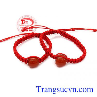 Sản phẩm thích hợp làm quà tặng cho người thân và bạn bè,Dây tết mã não xinh xắn