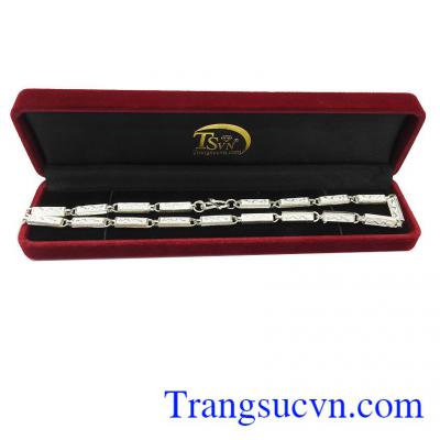 Dây chuyền bạc sang trọng, lịch lãm