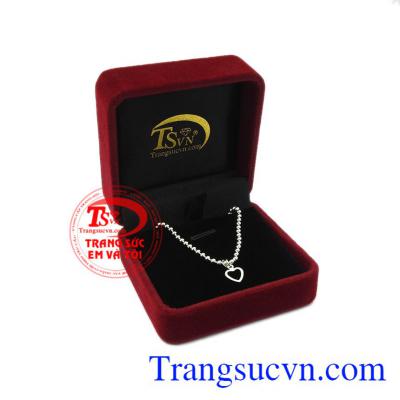 Lắc chân bi đáng yêu