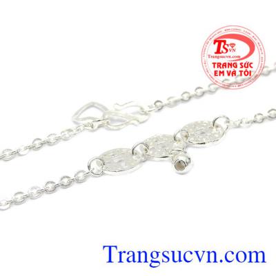 Sản phẩm không những làm đẹp còn có tác dụng bảo vệ sức khỏe người dùng. Lắc chân dreamcatcher đẹp