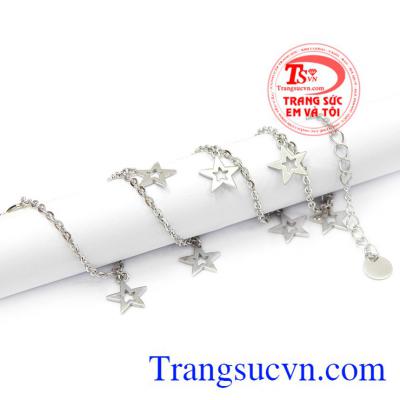 Lắc chân vàng trắng phong cách được nhập khẩu từ Hàn Quốc. 