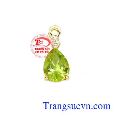 Mặt dây peridot thiên nhiên được chế tác từ vàng 14k sang trọng,Mặt dây peridot thiên nhiên