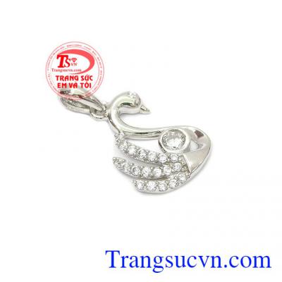 Mặt dây thiên nga vàng trắng được nhập từ Hàn Quốc, sản phẩm tôn vinh phái đẹp