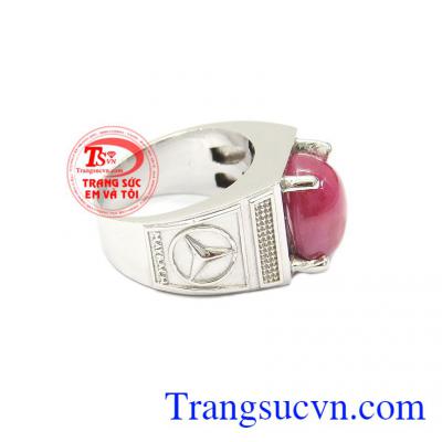 Đá Ruby thiên nhiên là biểu tượng của tình yêu, sự thủy chung, may mắn và thành công