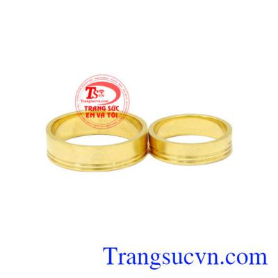 Nhẫn cưới vàng trơn 10k kiểu dáng đơn giản , hiện đại mang lại hạnh phúc lứa đôi. 