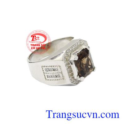 Nhẫn nam bạc thạch anh ám khói giao hàng trên toàn quốc.