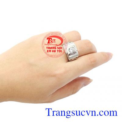 Nhẫn nam vàng trắng lịch lãm dễ dàng kết hợp với nhiều loại trang phục, đảm bảo chất lượng, giao hàng toàn quốc,Nhẫn nam vàng trắng lịch lãm
