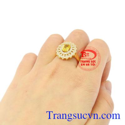 Nhẫn nữ Sapphire vàng sang trọng