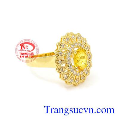 Nhẫn nữ Sapphire vàng sang trọng có giấy kiểm định đá quý uy tín.