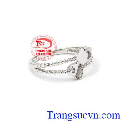 Nhẫn nữ trái tim đẹp vàng trắng sang trọng mà xinh xắn, kiểu dáng thời trang