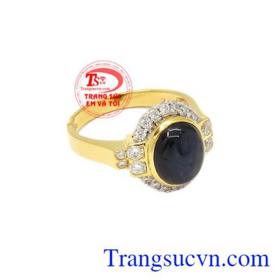 Nhẫn nữ vàng Sapphire sang trọng hợp thời trang.