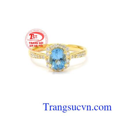 Nhẫn nữ vàng Topaz đẹp sẽ không khiến khách hàng thất vọng khi đeo.