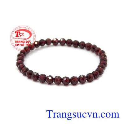 Chuỗi tay Garnet 5 ly là loại đá quý thiên nhiên có nhiều tác dụng trong phong thủy,Chuỗi tay Garnet 5 ly