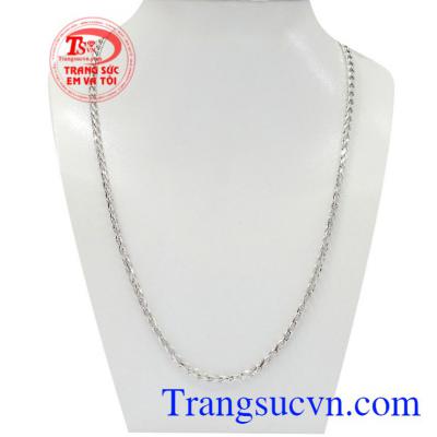 Dây chuyền nam vàng trắng đẹp được chế tác tinh tế, thanh lịch, nhập khẩu từ Italy mang lại vẻ nam tính, thanh lịch cho phái mạnh.