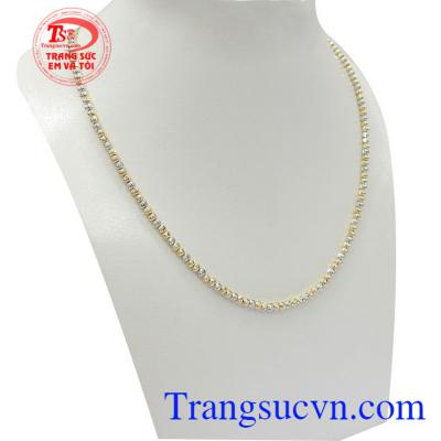 Dây chuyền nữ thời trang sành điệu tôn vinh nét đẹp phụ nữ Việt, mang lại sự trẻ trung, cá tính và đẳng cấp