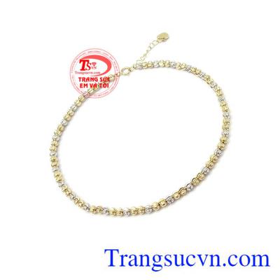 Lắc chân bi vàng xinh xắn là dòng sản phẩm được phái đẹp đặc biệt ưa chuộng