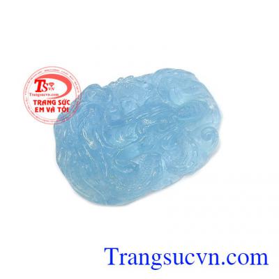 Đá Aquamarine được hình thành từ sâu dưới lòng đất trong thời gian dài cho nên đá Aquamarine sở hữu năng lượng tinh khiến, tinh hoa hội tụ trong đó