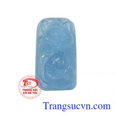 Mặt dây cá chép hoa sen là biểu tượng của sự bình an, thịnh vượng và sung túc