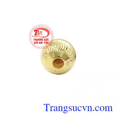 Với kiểu dáng sang trọng, thiết kế phù hợp với xu hướng thời trang,Mặt dây chuyền charm bi đẹp