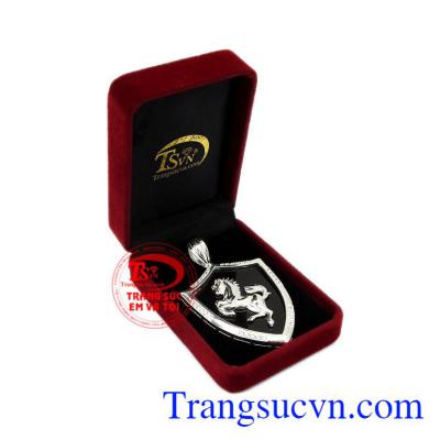 Mặt dây nam bạc quyền lực