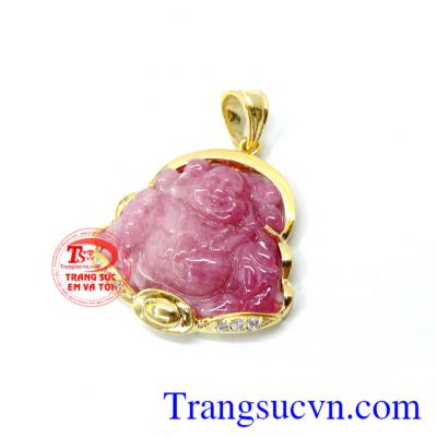Mặt dây ruby bọc vàng đá ruby chất lượng.