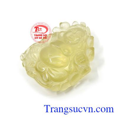 Mặt Di lặc Citrine hoan hỉ là biểu tượng cho niềm vui, hạnh phúc và bình an, là lá bùa hộ mệnh cho người đeo