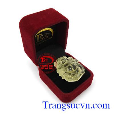 Mặt Di Lặc Citrine Thịnh Vượng là lá bùa hộ mệnh cho người yêu thương