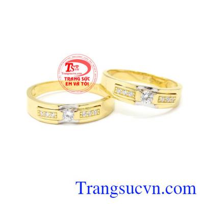 Nhẫn cưới vàng vĩnh cửu được thiết kế đơn giản, trẻ trung, hiện đại.