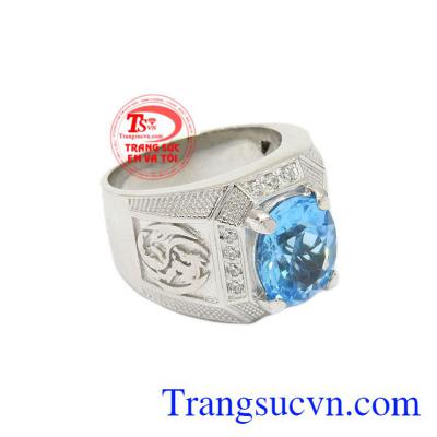 Nhẫn nam bạc Topaz đẹp mang lại vẻ mạnh mẽ cho cánh đàn ông hiện đại.