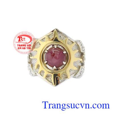 Nhẫn nam vàng ruby vầng mặt trời thiết kế độc đáo, tỉ mỉ, bắt mắt làm nổi bật cá tính cho nam giới.
