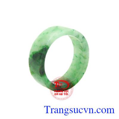 Nhẫn ngọc Jadeite bình an