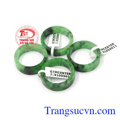 Nhẫn ngọc Jadeite bình an