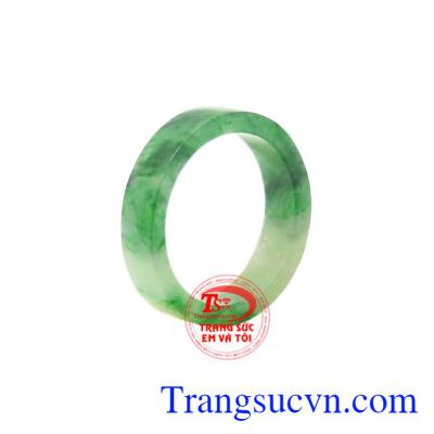 Nhẫn ngọc Jadeite chất lượng