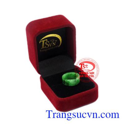 Nhẫn ngọc ngón út Jadeite thiên nhiên