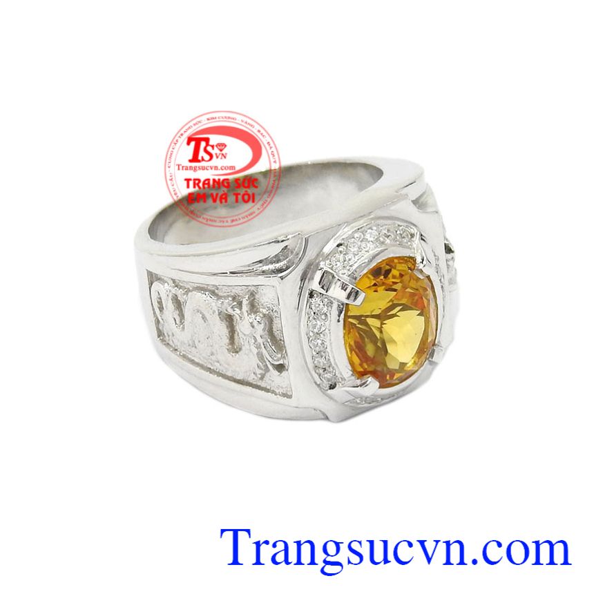 Nhẫn bạc thạch anh vàng chất lượng phù hợp với nhiều kiểu trang phục.