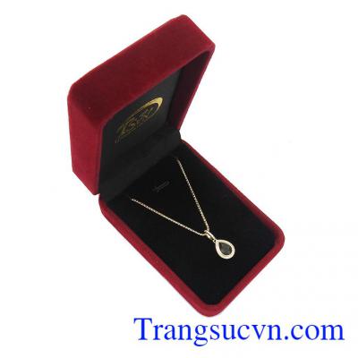 Dây chuyền Ý là món quà trang sức mà phái nữ mong muốn nhận được trong dịp lễ kỉ niệm