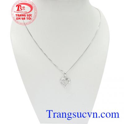 Bộ dây trái tim yêu thương là món quà ý nghĩa dành tặng bạn gái nhân dịp các ngày lễ